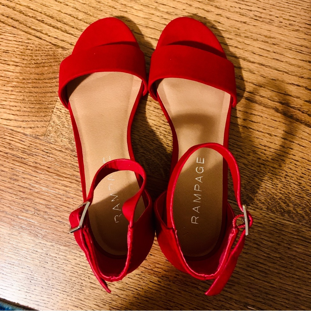 Rampage Red Heels - Picture 2 of 4
